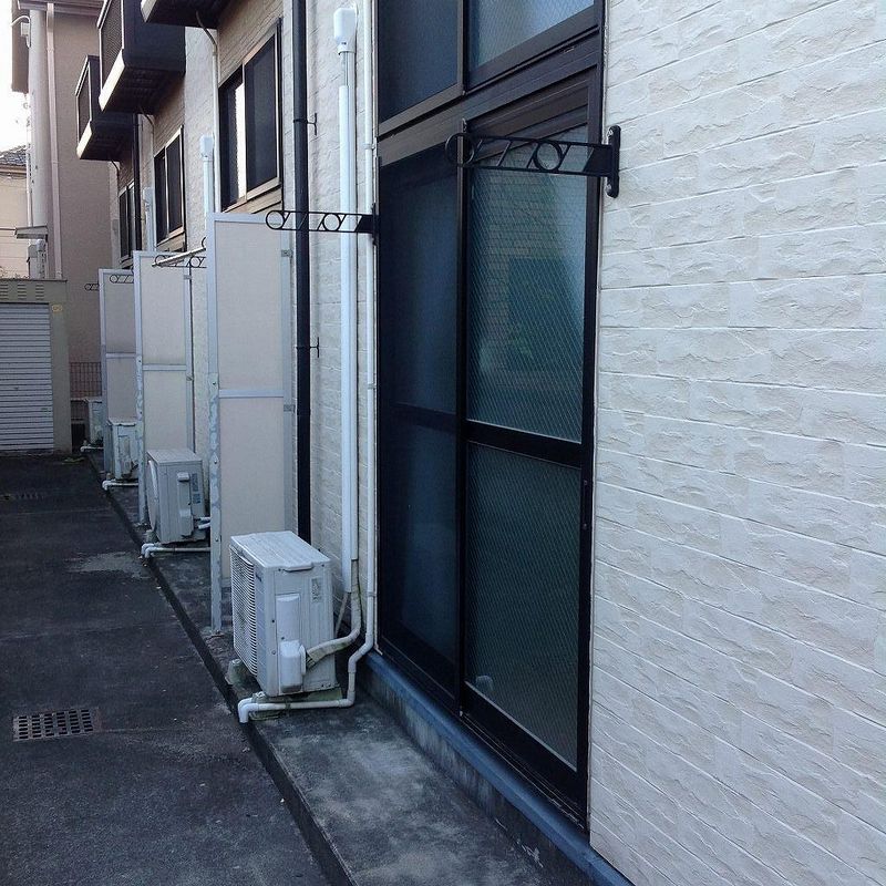 レオパレスケレス バルコニー