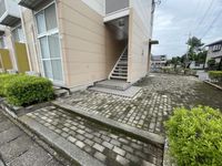 レオパレスブリランテ エントランス