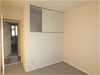 レオパレストゥロイメ 寝室