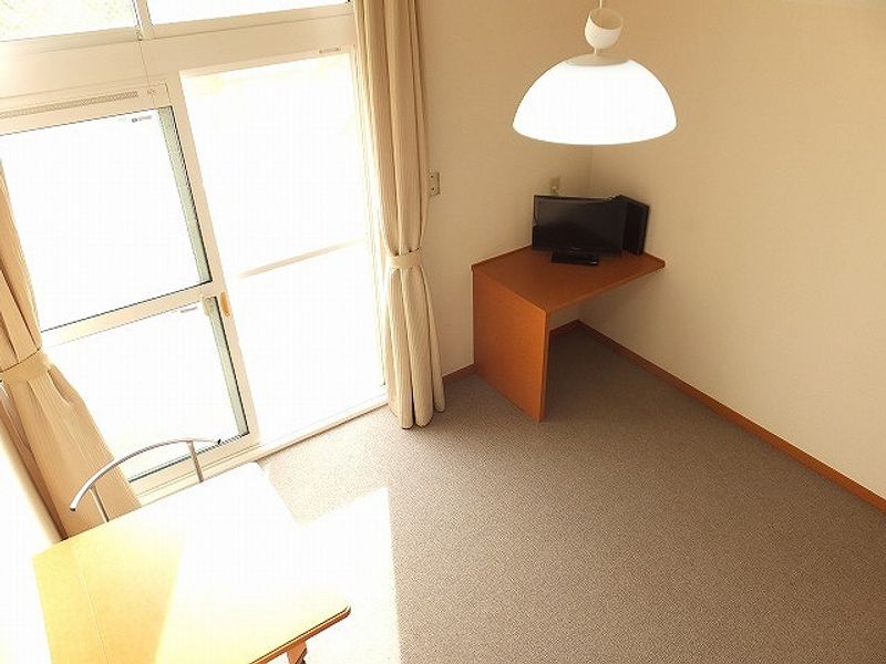 レオパレスカサベルテ 居間
