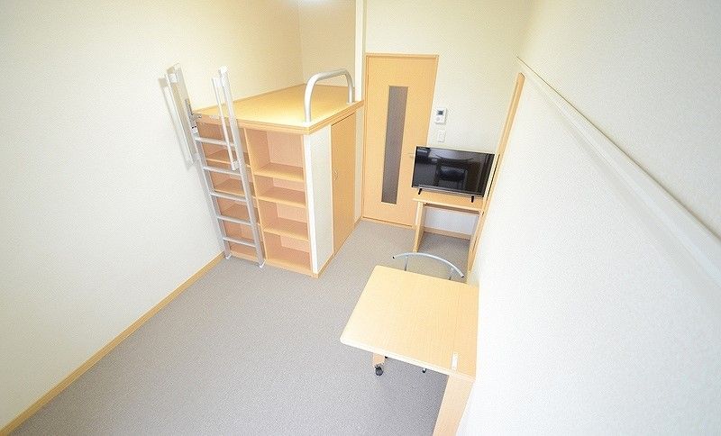 レオパレスルキアス 寝室