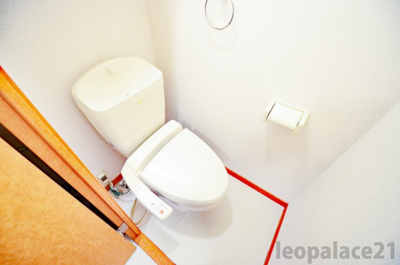 レオパレスＧｒｅｅｎｗｏｏｄⅢ トイレ