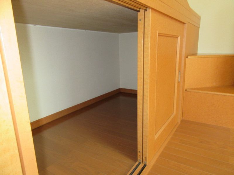 レオパレス小川 undefined