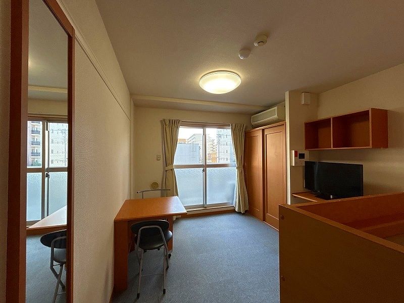 レオパレスエトワール 居間