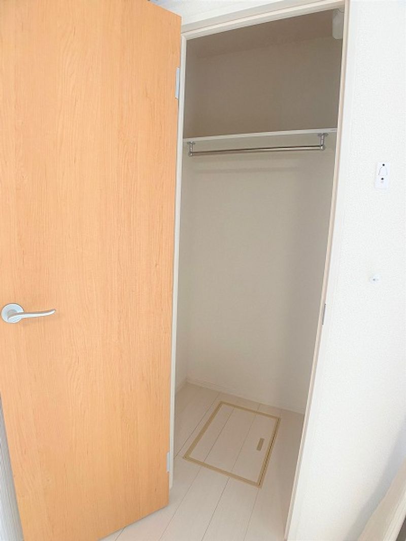 クレイノ拾五 収納