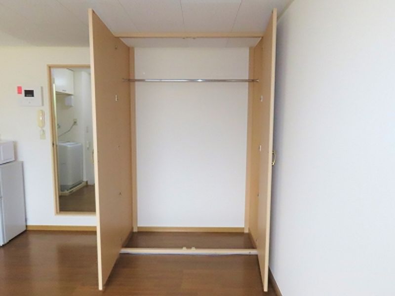 レオパレスサンガ 収納