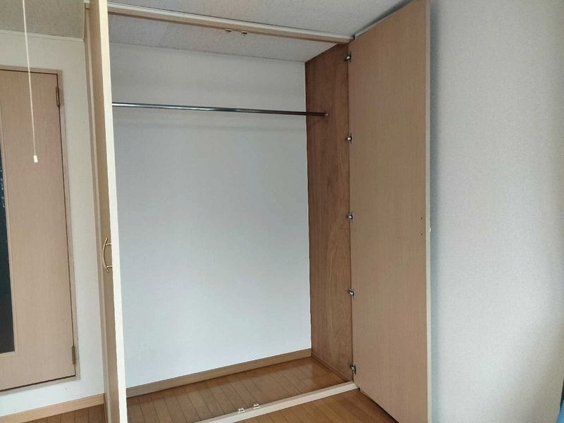 レオパレスホワイエⅢ 収納