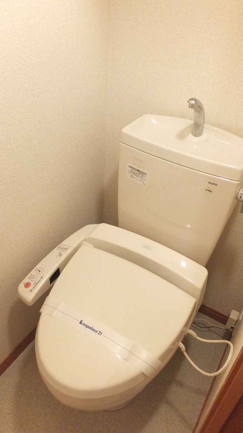 レオパレスミチト トイレ