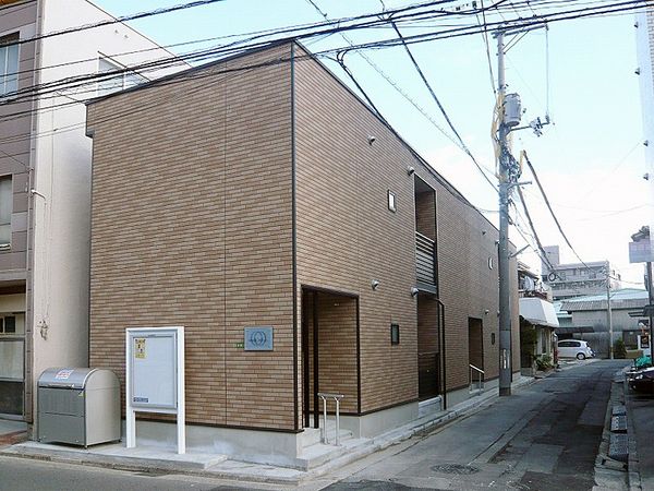 LEONEXT Quatre Poches exterior