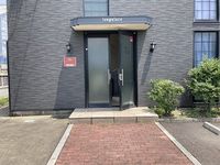 レオパレス徳田 エントランス