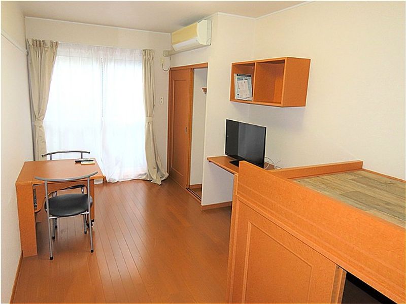 レオパレスアカシヤＢ 居間