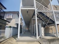 レオパレス浜川田 エントランス