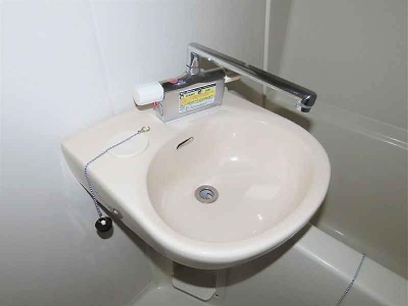 レオパレスプリーザント宮 洗面台