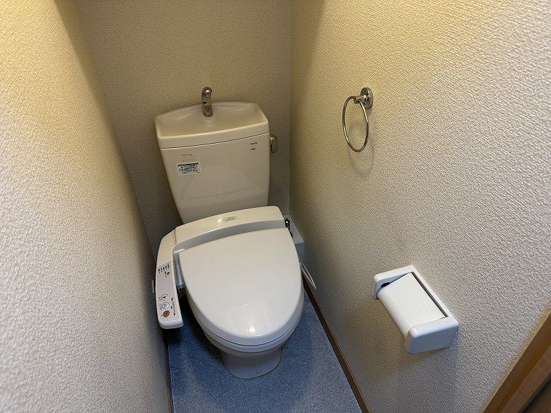 レオパレス駅東 トイレ