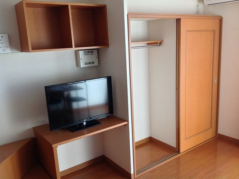 レオパレスサンライズ 収納