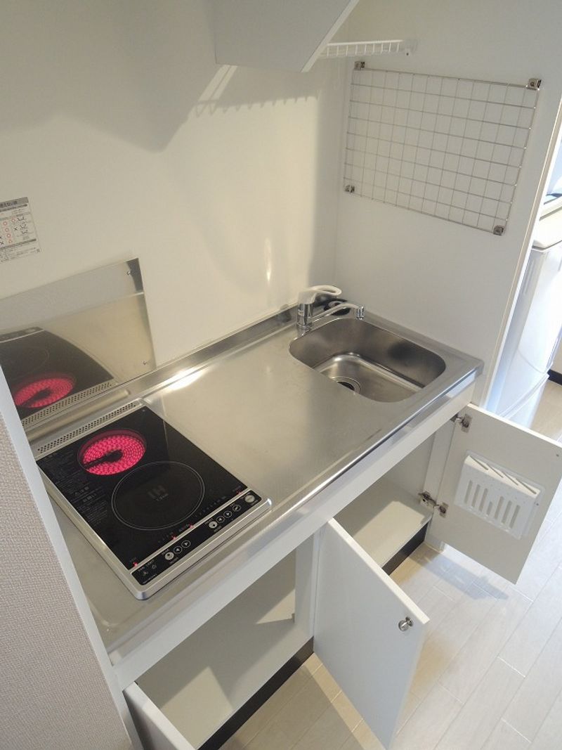 レオネクストクレストタウンＥ キッチン