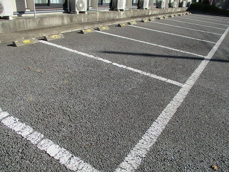 レオパレスエスピナカⅠ 駐車場