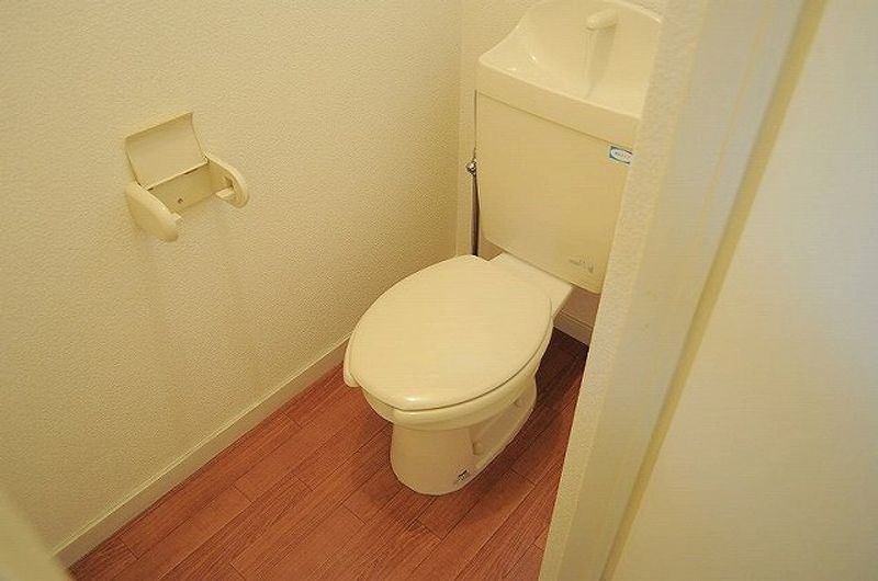 レオパレスＡｖｅｎｕｅ壱番館 トイレ