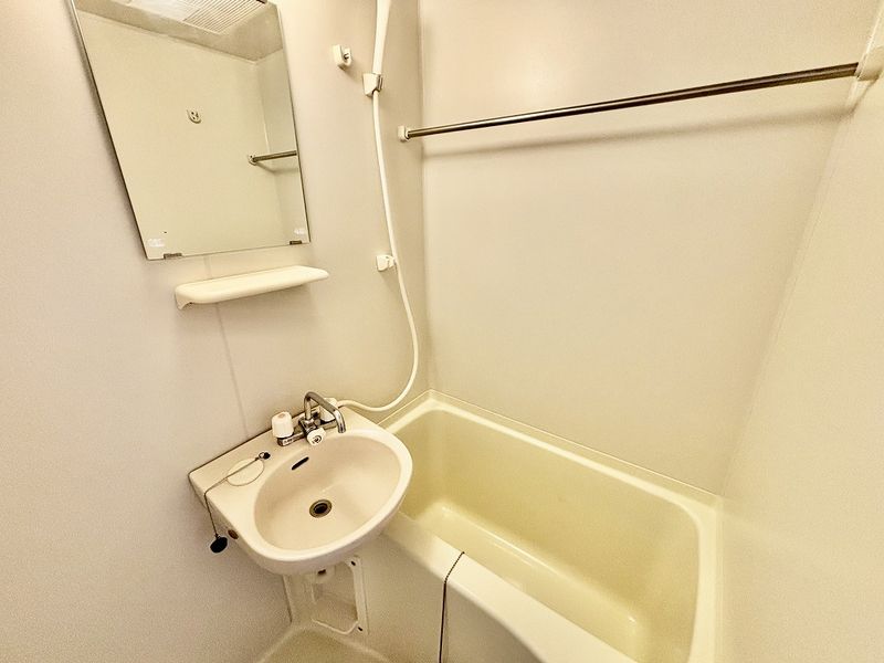 レオパレス八萬屋 風呂