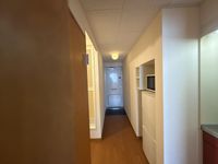 レオパレスコンフィアンス 玄関