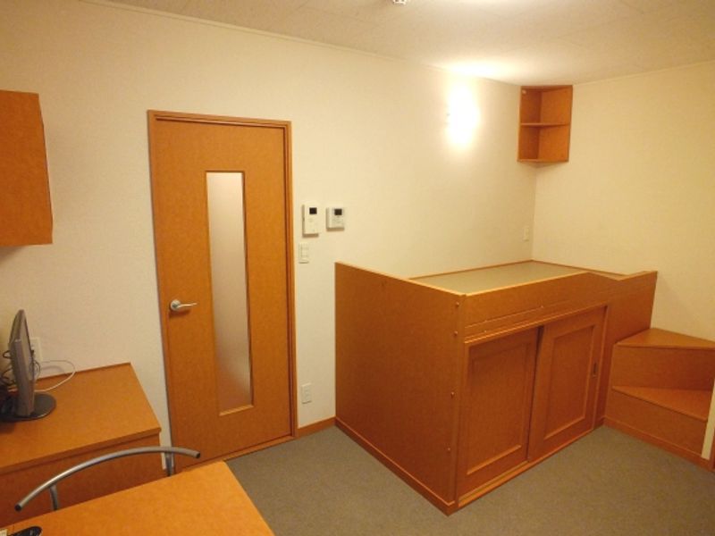 レオパレスソレーユ 寝室