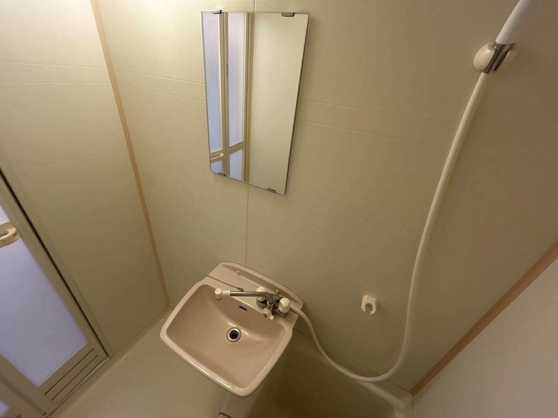 leopalace Exediole Bồn rửa mặt