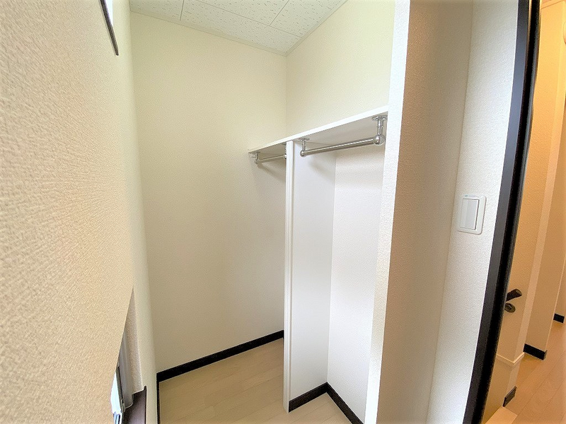 LEONEXT Success II Kho lưu trữ