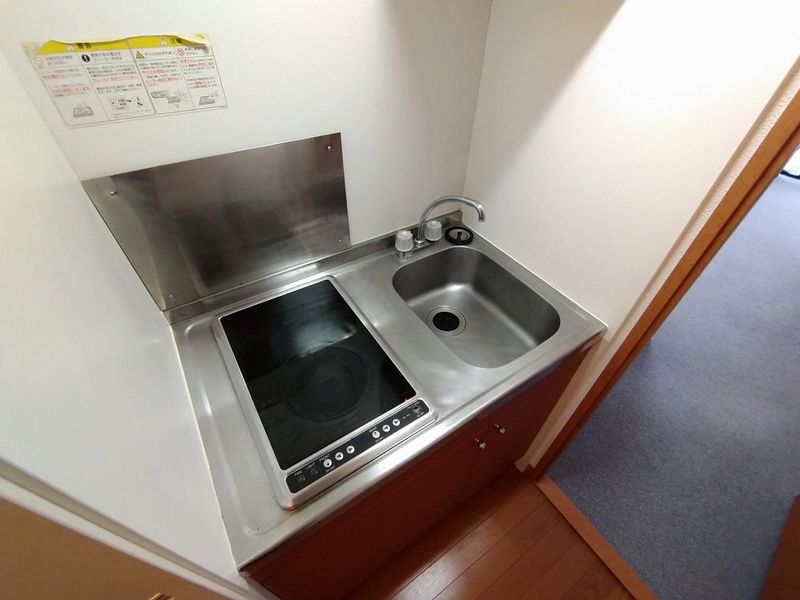 レオパレスグリーンパークアオキ キッチン