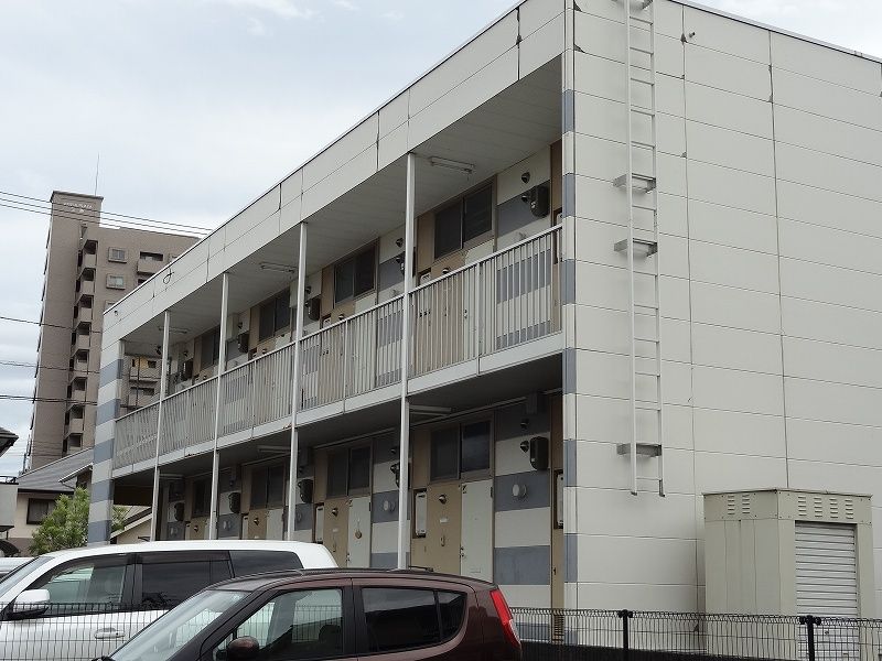 レオパレスプログレスｉｎ 外観