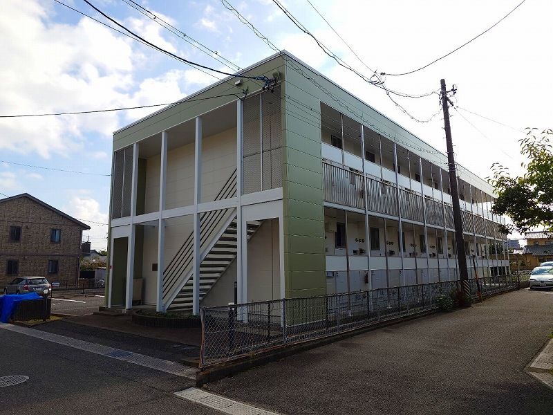 レオパレスフレ−ルみちづか 外観