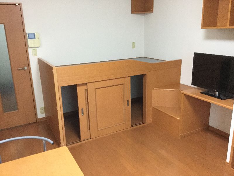 レオパレスパークヒル 収納