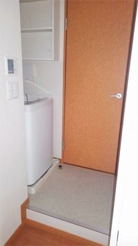レオパレスコラテラル 洗面所