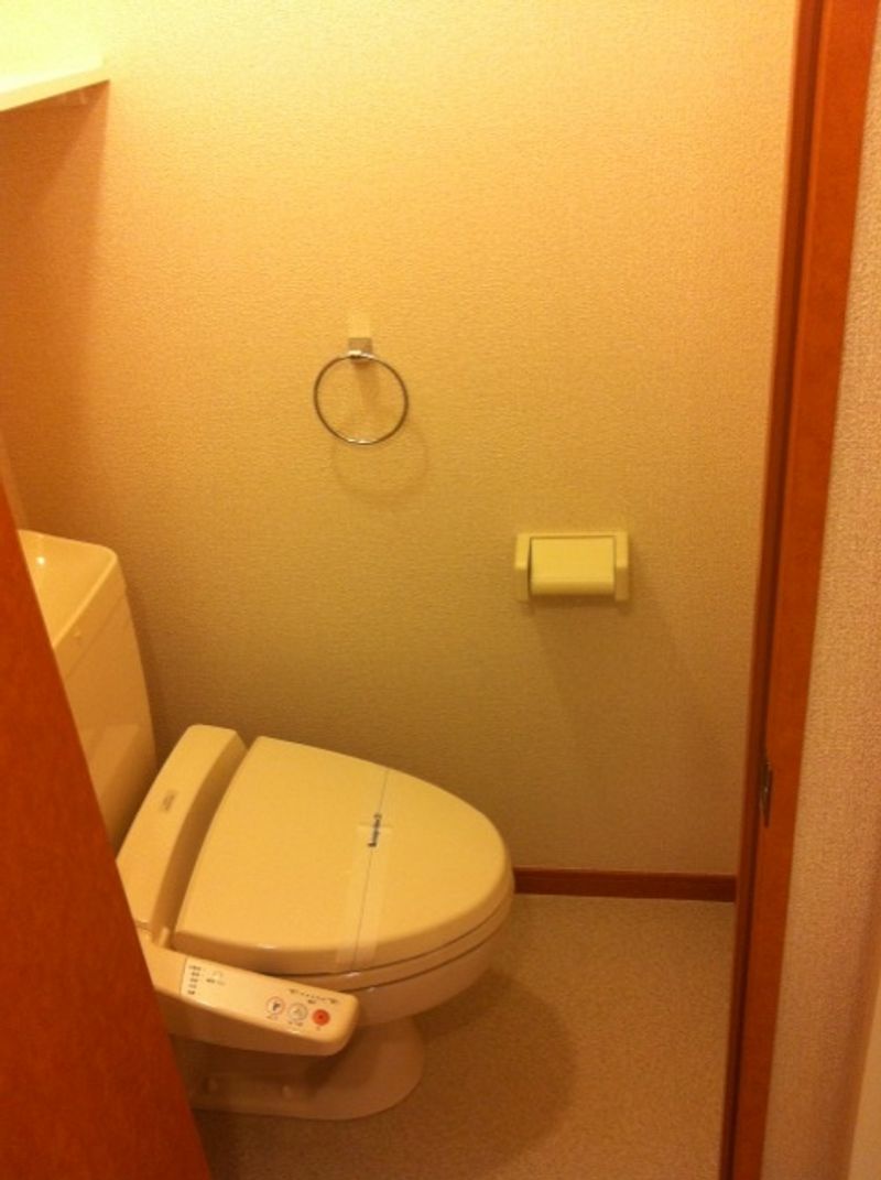 レオパレスキャトル　セゾン トイレ