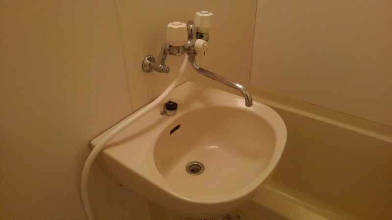 レオパレスマグワイア 洗面所