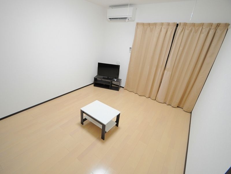 クレイノアーク浦西 居間