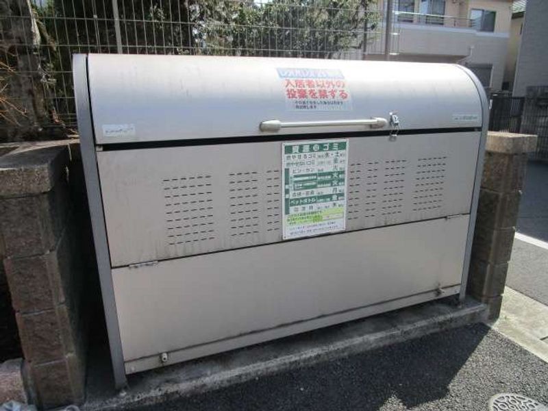 レオネクストメープルコート 共用部分