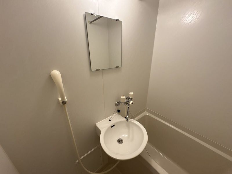 レオパレスフリーデ 洗面台