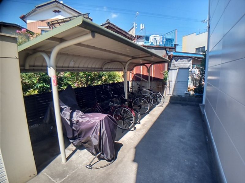 レオパレス末広 共用部分