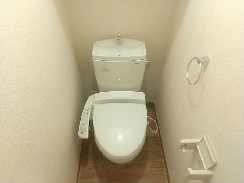 レオパレス山吹 トイレ
