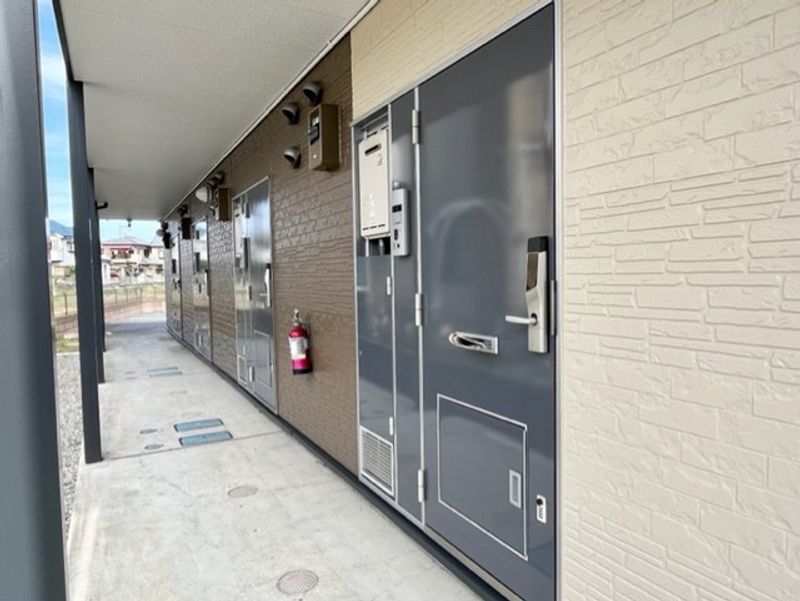 レオパレス北本本町 玄関
