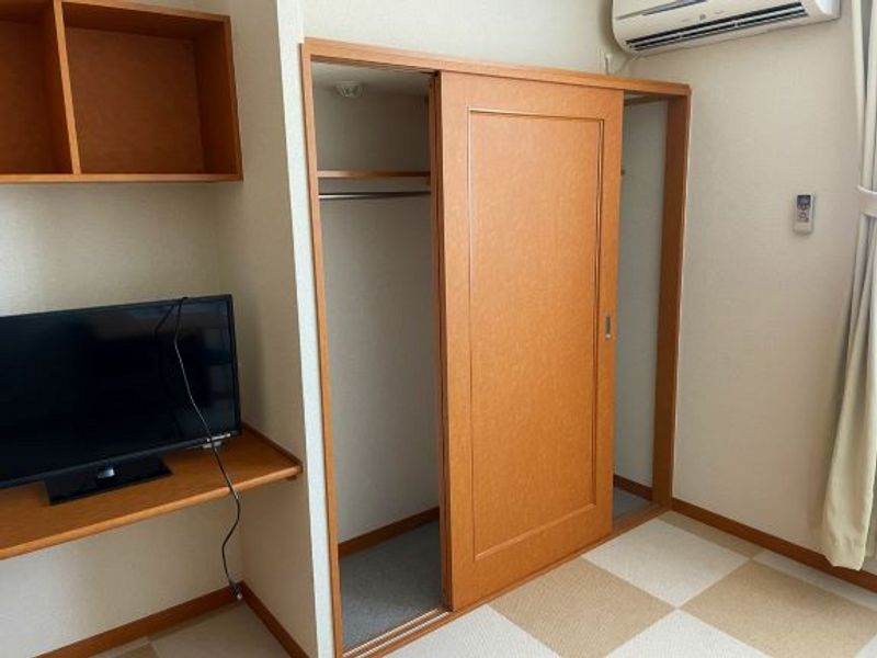 レオパレスサンサーラ 収納