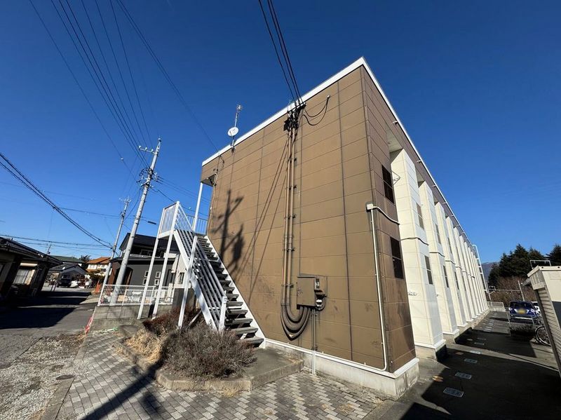 レオパレス辰野 外観