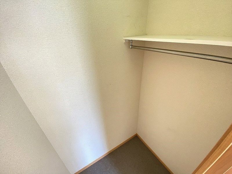 レオパレスグリーンビュー和田 収納