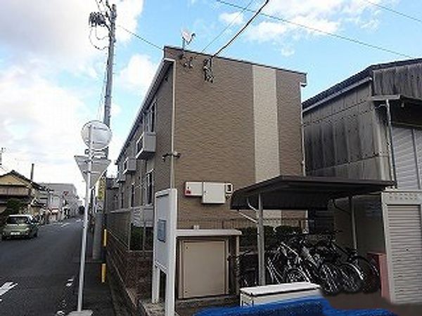 レオパレスいろはⅡ 外観