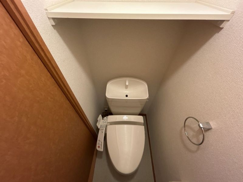 レオパレス西羽貫 トイレ