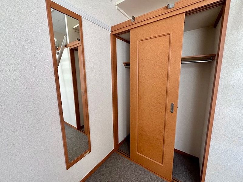 レオパレス東町 収納