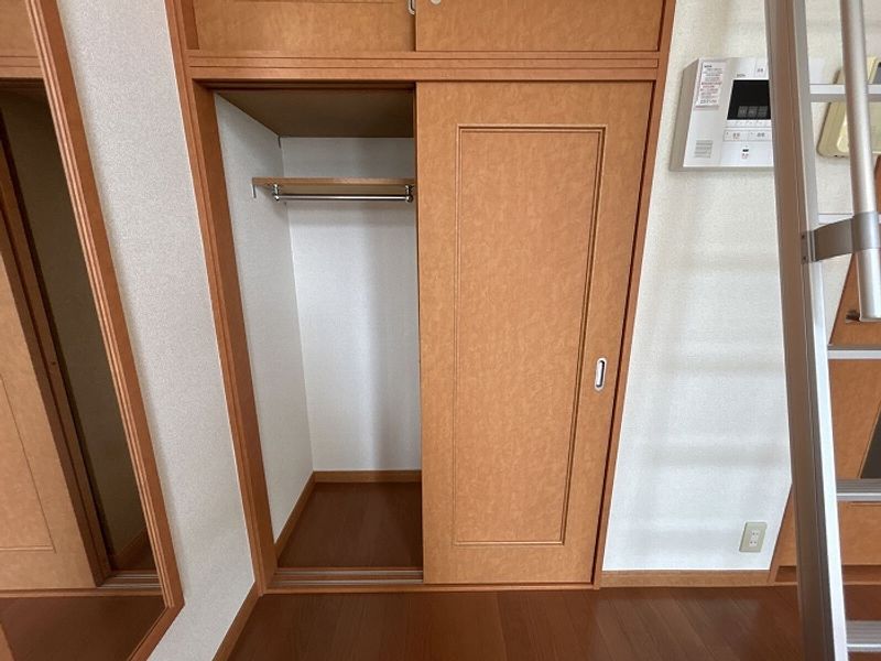 レオパレスグラティテュード 収納