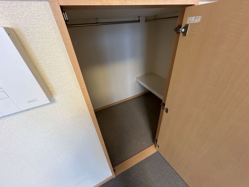 レオパレスグリーンパイン松本 収納