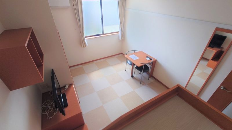 レオパレス若里Ⅱ 居間
