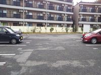 レオネクストサンモール畷 駐車場